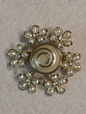 Vintage 50s Coro Faux Pearl and Lucite Floral Brooch - Elegant Women's Jewelry